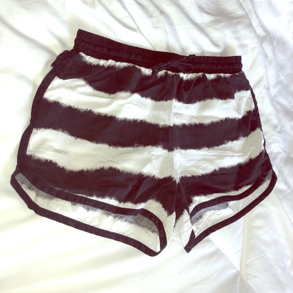 Juicy Couture Pants - JUICY COUTURE drawstring shorts